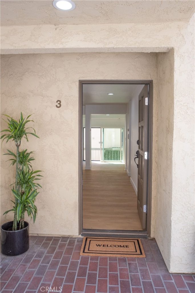 1825 Westholme Avenue #3