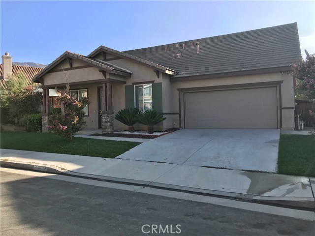 10162 Coral Ln, Moreno Valley, CA 92557