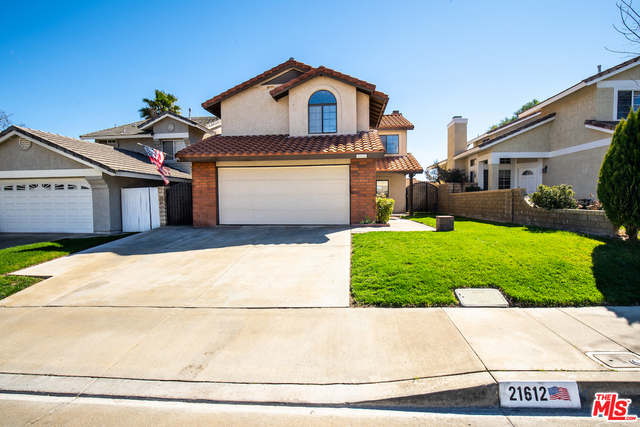 21612 Farmington Ln, Saugus, CA 91350