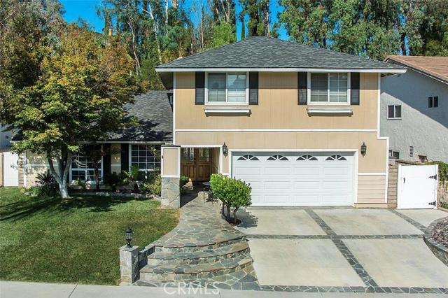 27077 Alabastro Dr, Valencia, CA 91354